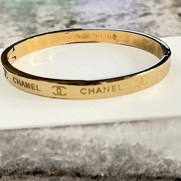 Channel Bracelet 18K 750